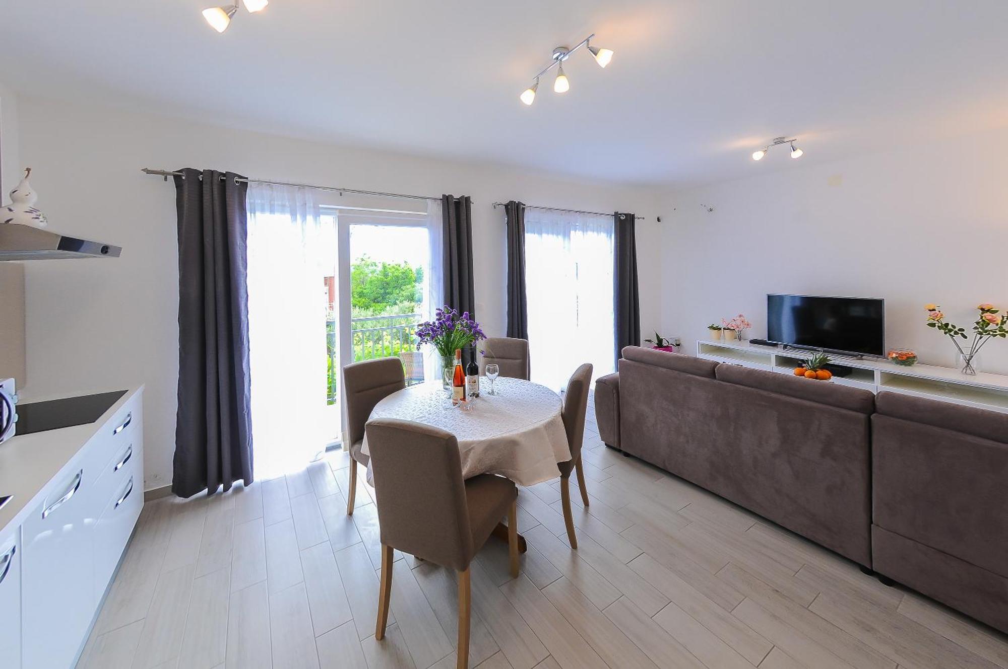 Apartment Petar Каштела Екстер'єр фото
